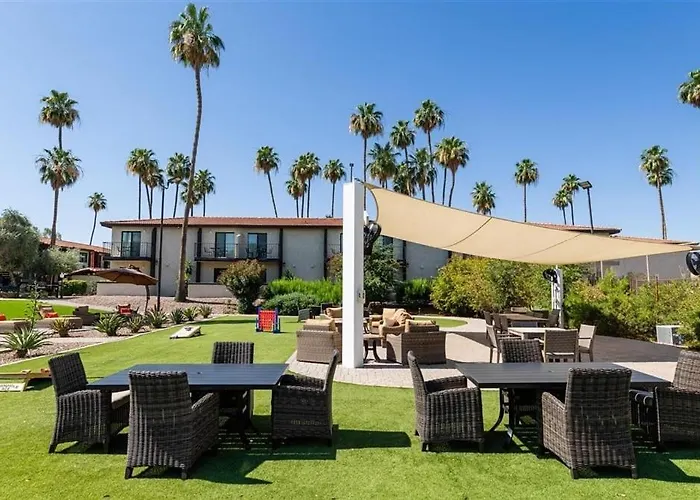 143 Fully Furnished 1br Suite-pet Friendly Apartment
